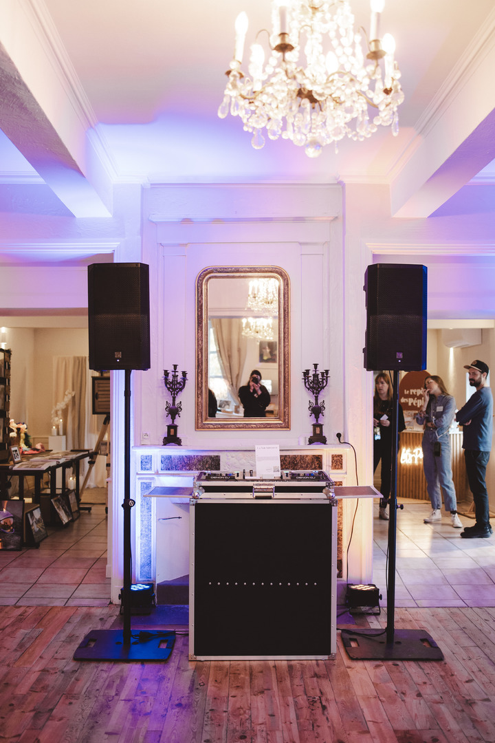 Setup DJ professionnel à Lyon – régie La Nuit Autrement pour mariages et événements haut de gamme